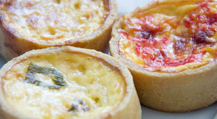 RECEITA DE QUICHE FÁCIL Saiba como preparar quiche de atum e legumes