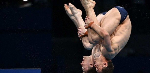 Ouro em Tóquio Sou um homem gay e também um campeão olímpico diz britânico Tom Daley