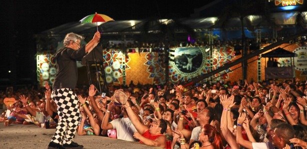 CARNAVAL 2023 RECIFE Caetano Veloso fará show no Marco Zero veja