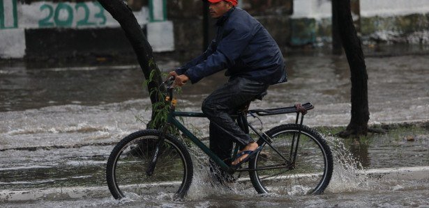 Chuva Em Pernambuco Inmet Alerta Sobre Perigo Potencial E Ac Mulo De