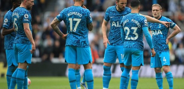 TOTTENHAM X MANCHESTER UNITED ONDE ASSISTIR Saiba horário escalações