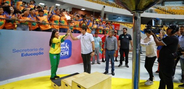 Gerald O Recebe Abertura Dos Jogos Escolares Do Recife