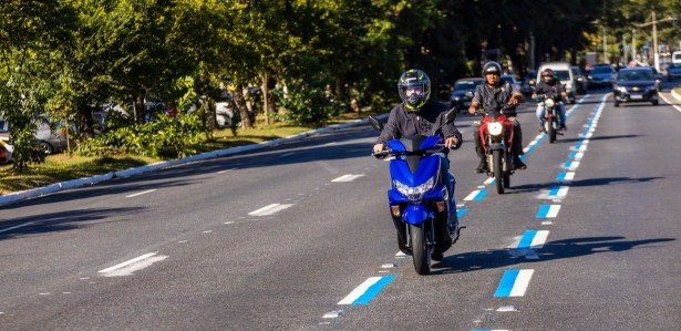 Faixa Azul Para Motos Teste Das Faixas No Recife Gera Alerta Para