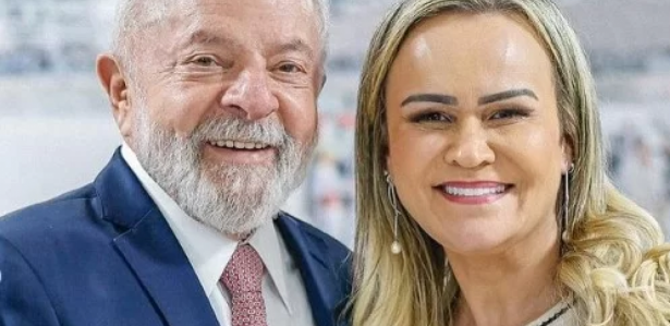 Daniela Carneiro Ex Ministra Do Turismo Oficializada Como Vice