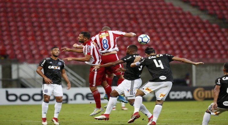 Náutico vence, mas não se classifica para as oitavas da Copa do Brasil