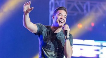 Dois anos após polêmica com cachê, Wesley Safadão volta a tocar no São João de Caruaru