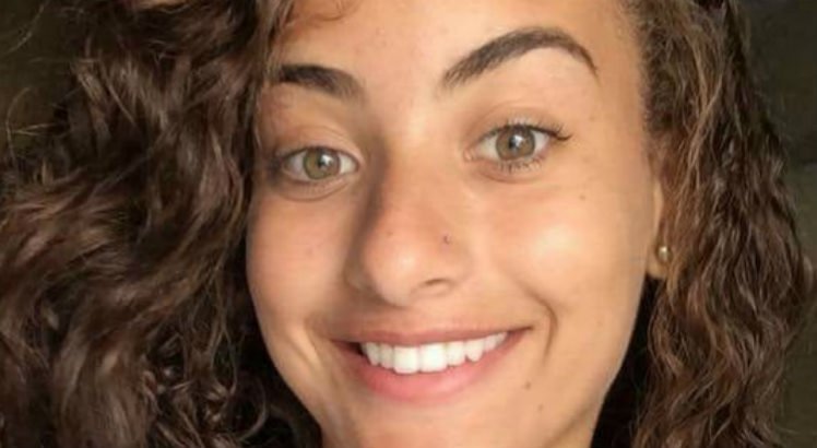 A estudante Juliana Maria da Silva, de 19 anos morreu no local