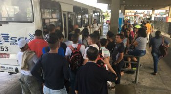 Em Joana Bezerra, as filas se alongam em mais um dia com a frota de ônibus reduzida