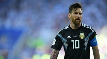 Craque Lionel Messi perdeu pênalti na partida