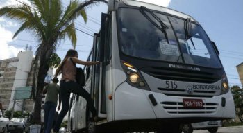 De janeiro até as últimas horas, 1.712 ônibus foram assaltados no Grande Recife