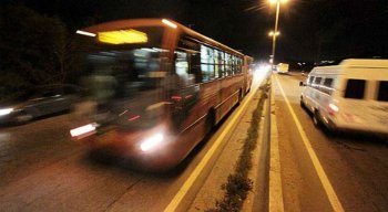 Dos nove ônibus assaltados nessa quinta-feira na RMR, quatro fazem integração com o TI Joana Bezerra