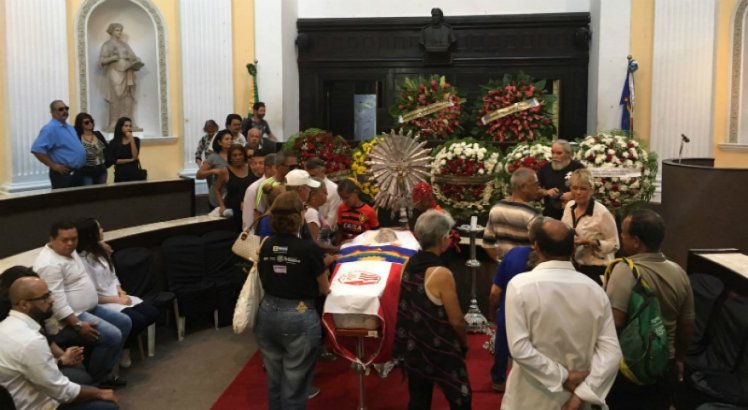 O corpo de José Pimentel foi velado na Assembleia Legislativa do Estado