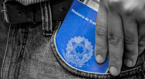 Portaria estabelece que empresas com contratos com o Governo Federal reservem vagas para empresos