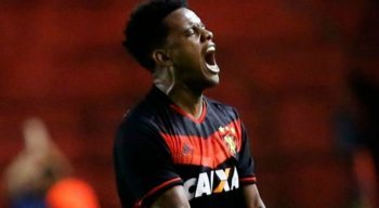 Volante Rithely deixou o Sport para o Internacional no início do ano