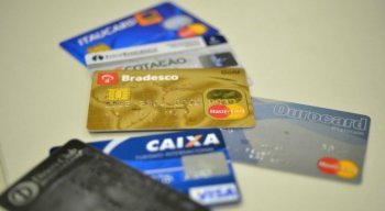 O cartão de crédito é responsável por 76,8% das dívidas