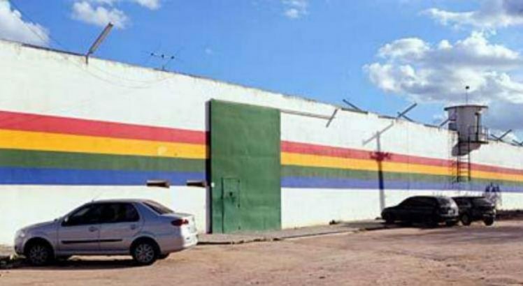 Internos efetuaram a fuga no momento em que estavam praticando esportes