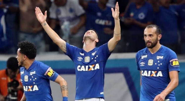 Thiago Neves marcou o único gol da partida