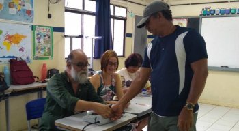 Primeiros eleitores a votar no Brasil são de Fernando de Noronha
