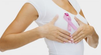 Movimento Outubro Rosa alerta para diagnóstico precoce do câncer de mama