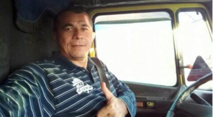 De acordo com o delegado Luciano Bastos, o caminhoneiro foi liberado em uma área de mata