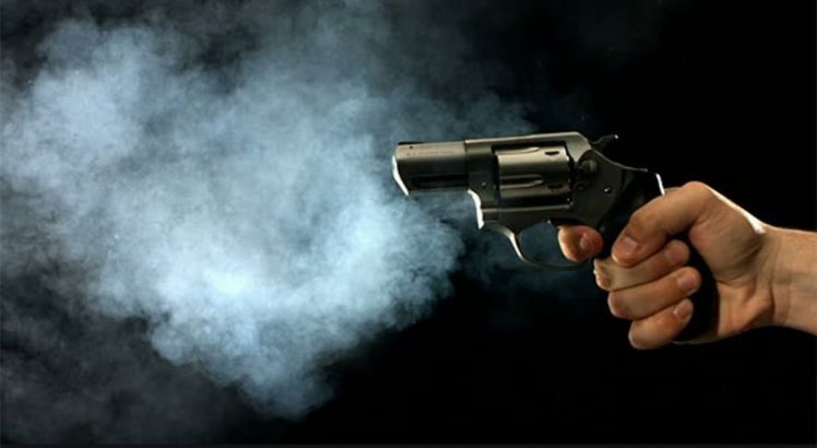 Resultado de imagem para ARMA DE FOGO TIROS