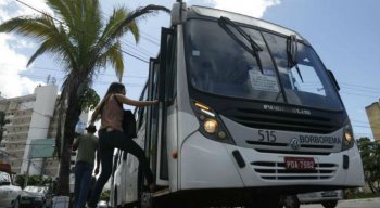 2.414 ônibus foram assaltados na RMR desde 1º de janeiro