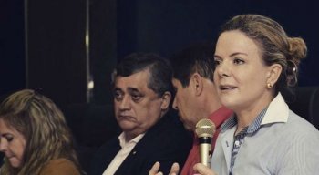 A senadora Gleisi Hoffmann se pronunciou através das redes sociais