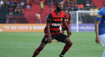 Marcão deve seguir a carreira no futebol estrangeiro