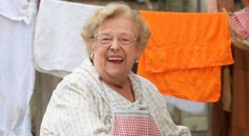 Etty Fraser em cena da novela "Uma Rosa Com Amor", em 2011 no SBT