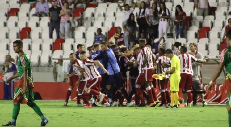 Náutico derrotou o Petrolina por 5 x 0