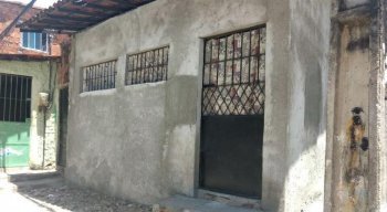 Casa era coberta para impedir a passagem da luz