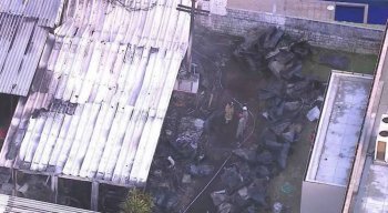 Chamas do incêndio atingiram principalmente os alojamentos onde dormiam os jogadores de base do Flamengo