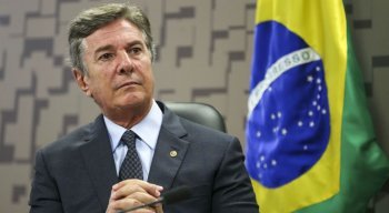 Senador responde por corrupção passiva e lavagem de dinheiro