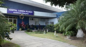 Cerca de 10 pessoas já deram entrada no hospital