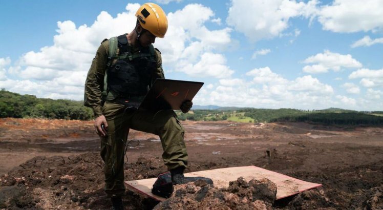 Rompimento da barragem em Brumadinho ocorreu no dia 25 de janeiro