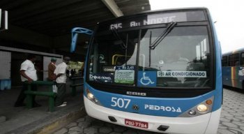 Os ônibus devem estar todos em operação até o próximo dia 02