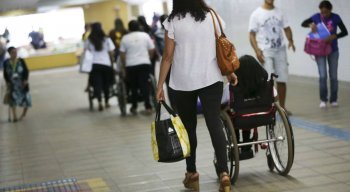 Os veículos vão atender pacientes em 65 municípios de 20 estados brasileiros