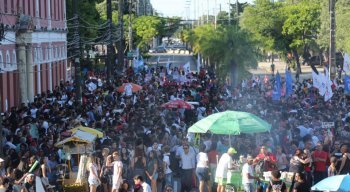 Manifestação acontece na Rua da Aurora