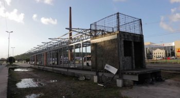 Estação que ainda não foi concluída na Zona Norte do Recife