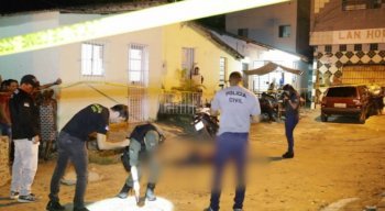 O homem foi morto com mais de 10 tiros