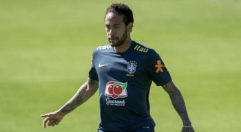 "Estou sendo acusado de estupro. É uma palavra pesada, é uma coisa muito forte, mas é o que está sendo feito no momento. Fui pego de surpresa", disse o jogador