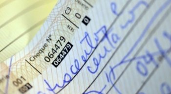 44% dos usuários do cheque especial têm renda de até dois salários mínimos.