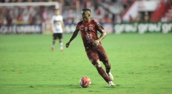 Jorge Henrique sofreu uma ruptura do tendão de Aquiles