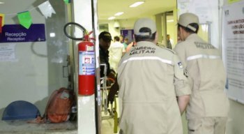 O garçom foi socorrido para o Hospital da Restauração