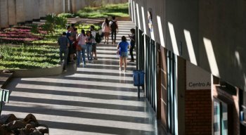 Estudantes selecionados podem pleitear auxílio para pagar transporte, moradia e outras despesas nas próprias instituições de ensino superior
