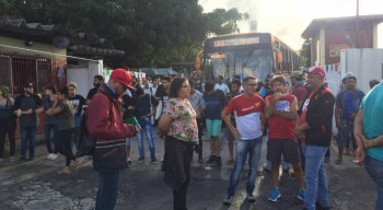 Várias categorias aderiram à paralisação, que teve início às 00h desta desta