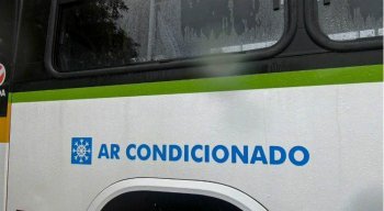 Dois ônibus climatizados começaram a circular em Olinda
