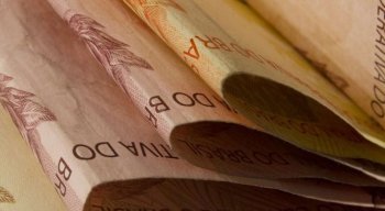 Cerca de 30 mil reais foram roubados pelos assaltantes