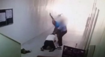 Agressão foi filmada por uma câmera de segurança