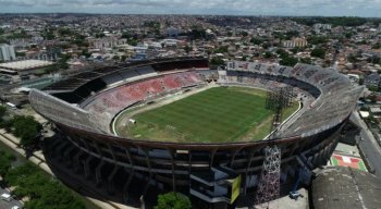 Estádio do Arruda passou por vistoria para saber as condições do gramado para o clássico.